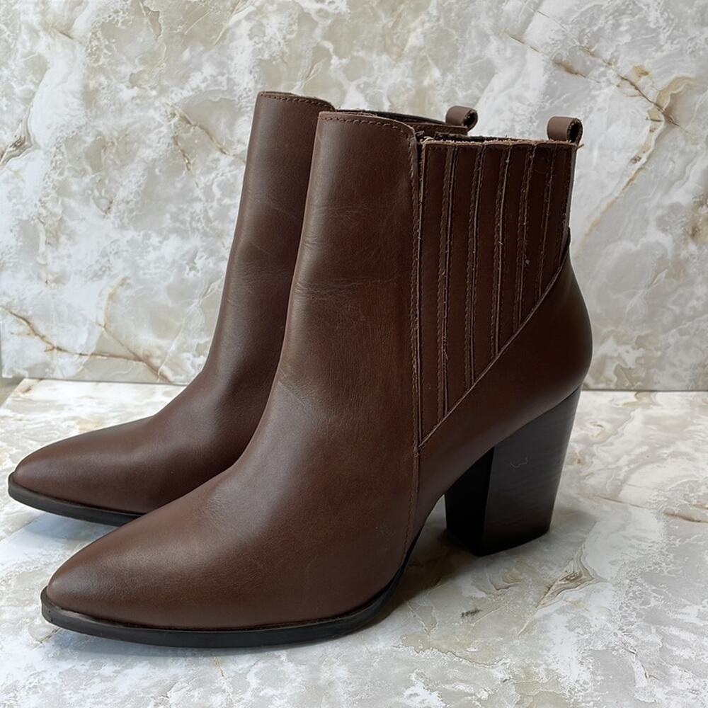 NWOB Blondo waterproof heeled boots